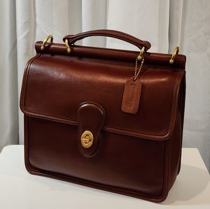 Vintage Coach Willis #9927